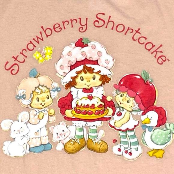 Strawberry Shortcake Tee Womens 1X/2X Pink Retro Kidcore Nostalgia Casual Fun - Picture 2 of 6